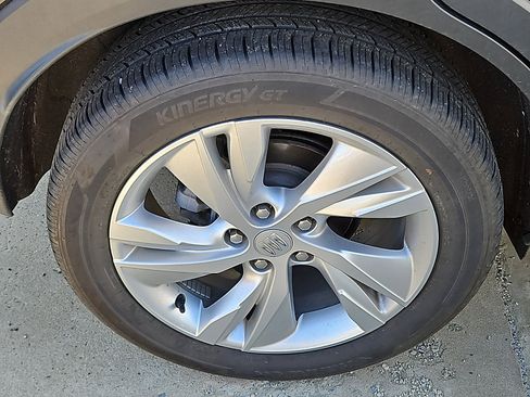 Certified 2024 Buick Encore GX Preferred image 11