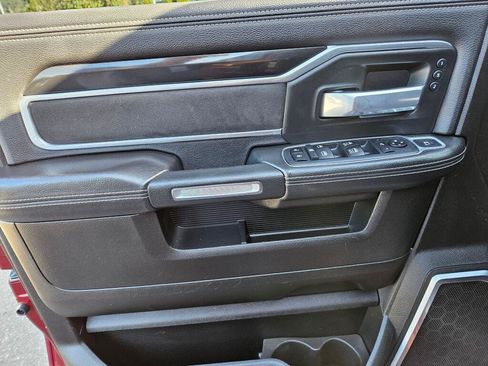 Used 2019 RAM 3500 Laramie AWD/4WD image 19