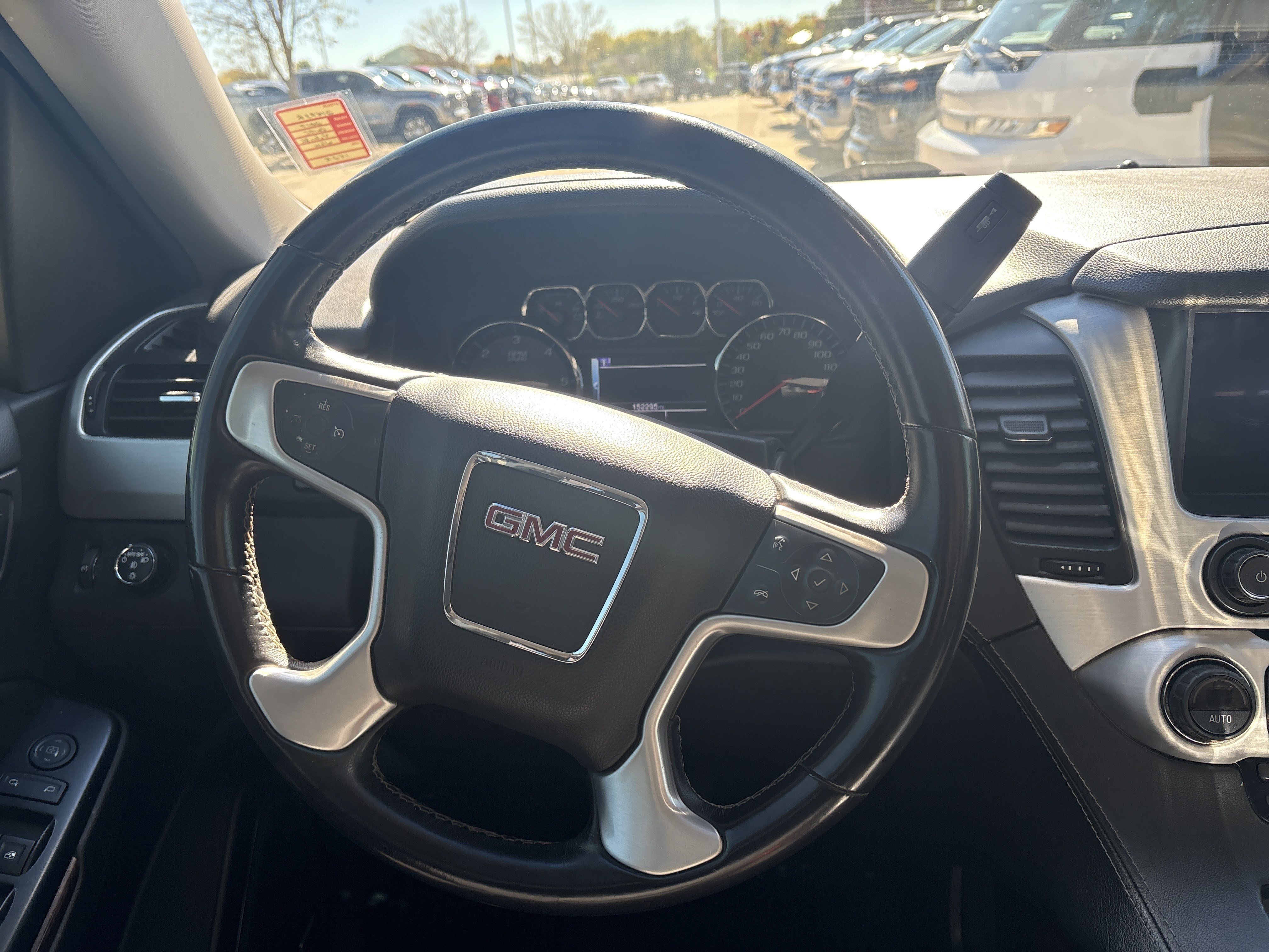 Used 2017 GMC Yukon XL SLE AWD/4WD image 18