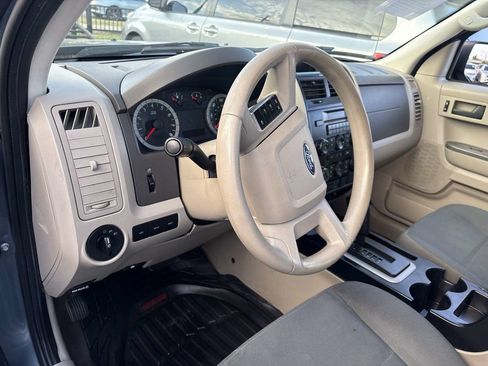 Used 2012 Ford Escape XLS AWD/4WD image 15