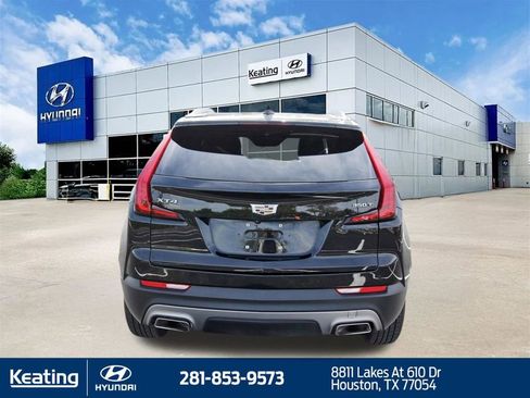 Used 2021 Cadillac XT4 Premium Luxury w/ Driver Awareness Package image 6