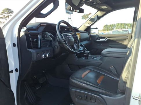 Used 2024 GMC Sierra 1500 AT4 w/ AT4 Carbonpro Edition image 21