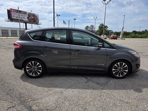 Used 2018 Ford C-MAX Titanium FWD image 4