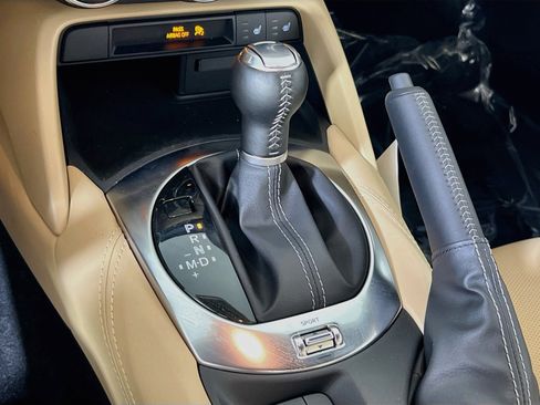Used 2026 MAZDA MX-5 Miata Grand Touring w/ Weather Package RWD image 17