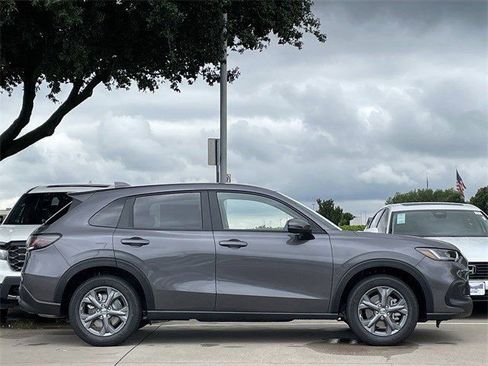 New 2026 Honda HR-V LX image 3