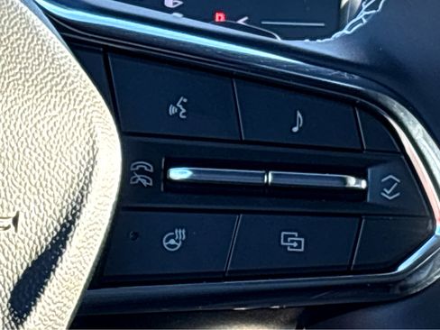 New 2026 Chevrolet Traverse Z71 w/ Enhanced Driving Package image 16