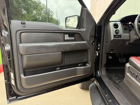 Used 2014 Ford F150 Raptor w/ Equipment Group 801A Luxury AWD/4WD image 10