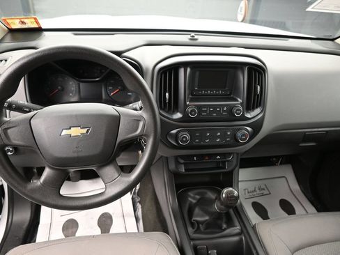 Used 2017 Chevrolet Colorado W/T RWD image 26