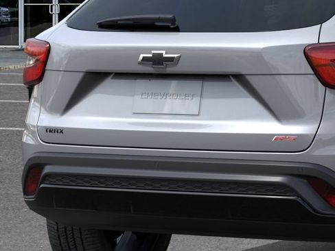 New 2026 Chevrolet Trax RS w/ Driver Confidence Package FWD image 14