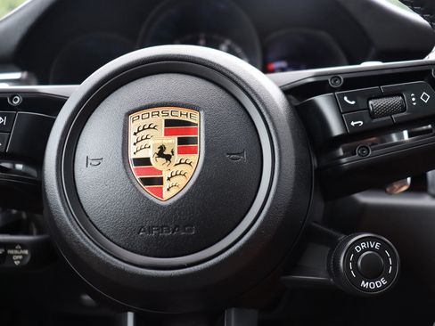 Used 2023 Porsche Macan Turbo AWD/4WD image 23