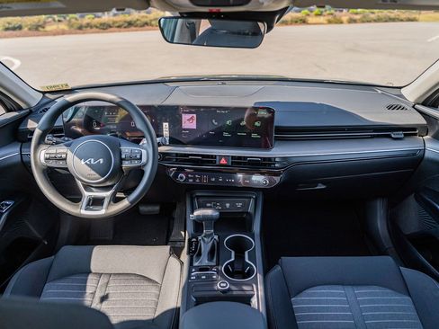 New 2026 Kia K5 LXS image 18