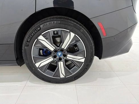 Used 2024 BMW iX xDrive50 w/ Sport Package AWD/4WD image 42