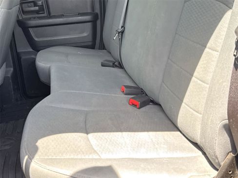 Used 2018 RAM 1500 Express w/ Express Value Package AWD/4WD image 15