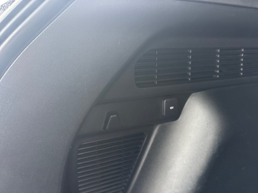 Used 2024 Ford Escape Active FWD image 27