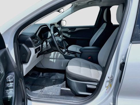 Used 2026 Ford Escape Active w/ Tech Pack #1 FWD image 21