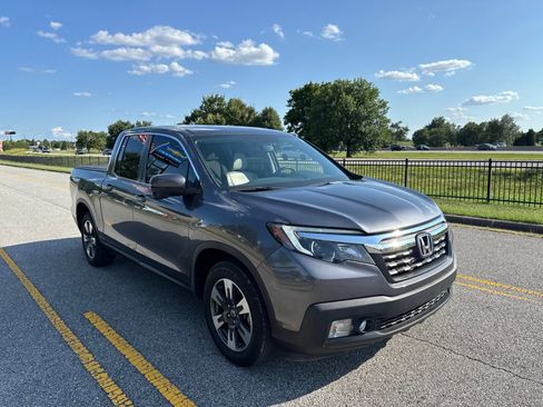 Used 2017 Honda Ridgeline RTL-T image 3