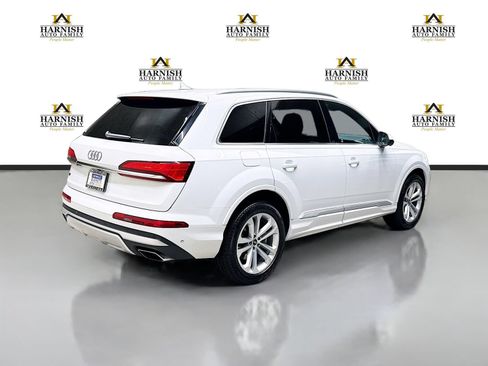 Used 2025 Audi Q7 3.0T Premium Plus AWD/4WD image 5