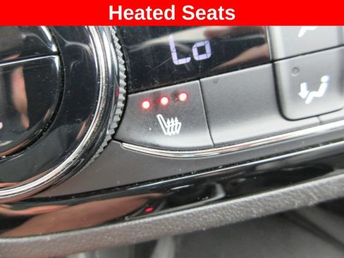 Used 2024 Buick Envista Sport Touring w/ Convenience I Package FWD image 17