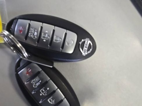 Used 2020 Nissan Murano SL w/ Moonroof Package image 46