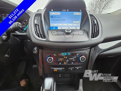 Used 2019 Ford Escape SE image 15