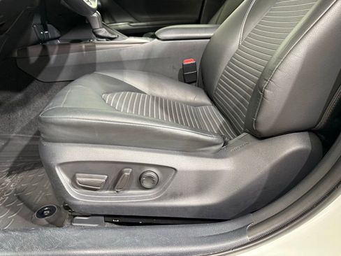 Certified 2023 Toyota Camry SE image 13