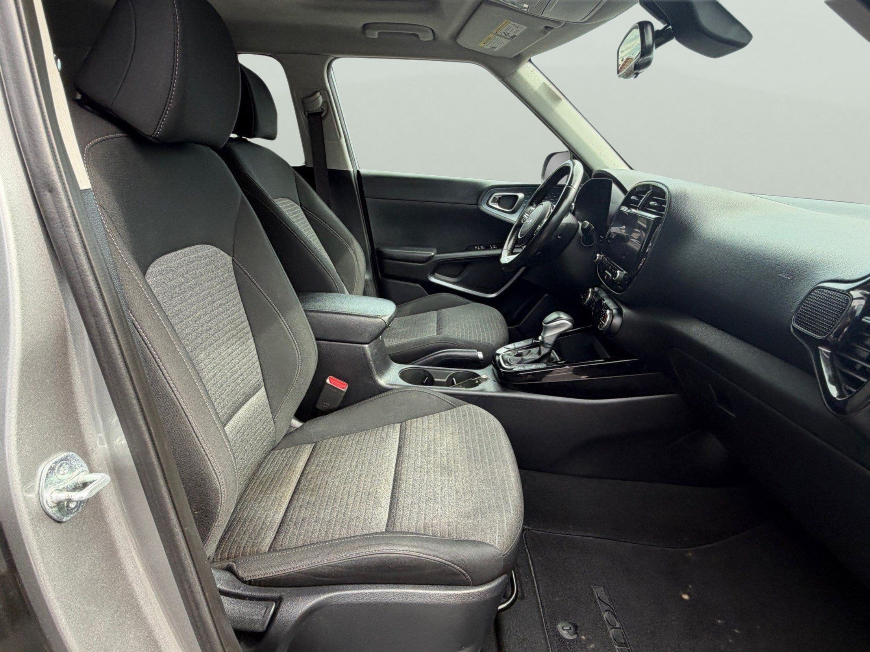 Certified 2023 Kia Soul EX FWD image 35