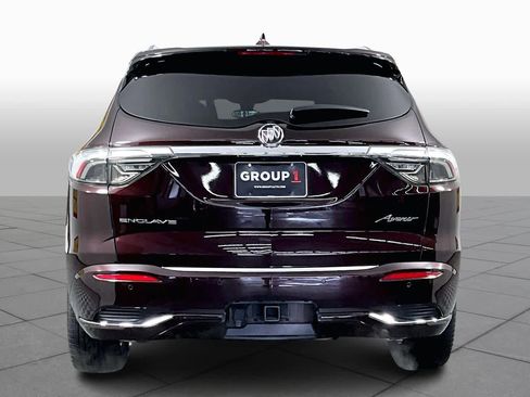 Certified 2022 Buick Enclave Avenir w/ Avenir Technology Package image 4