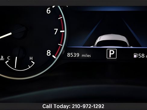 Used 2025 Nissan Sentra SR w/ SR Premium Package image 18