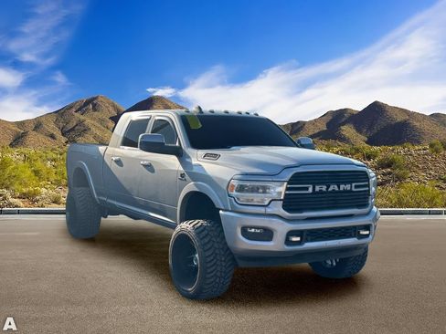 Used 2019 RAM 2500 Laramie AWD/4WD image 3