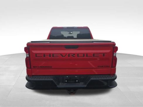 Used 2022 Chevrolet Silverado 1500 Custom Trail Boss w/ Safety Confidence Package AWD/4WD image 5