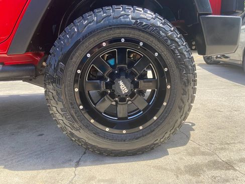 Used 2016 Jeep Wrangler Unlimited Sport w/ Quick Order Package 24S AWD/4WD image 13