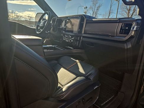 Used 2024 Ford F250 Platinum w/ Tremor Off-Road Package image 31