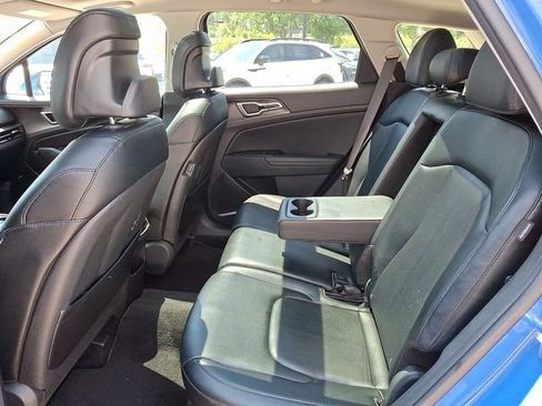 Certified 2026 Kia Sportage EX w/ EX Panorama Roof Package FWD image 12