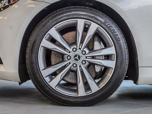 Used 2015 Mercedes-Benz S 550 Sedan image 13