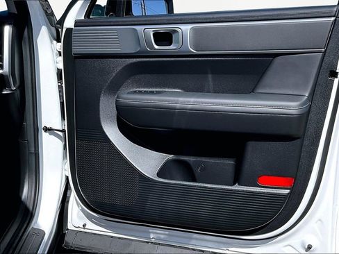 Used 2025 Hyundai Santa Fe XRT AWD/4WD image 24