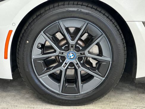 Used 2023 BMW i4 eDrive40 w/ Premium Package RWD image 12