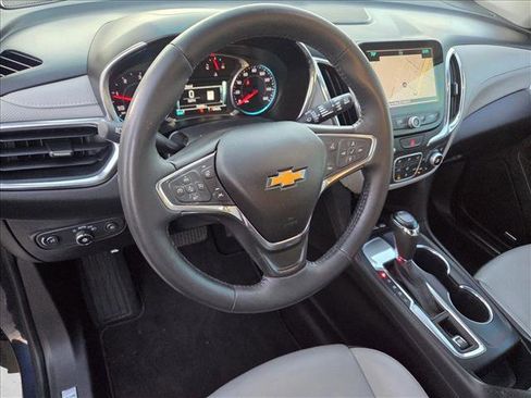 Used 2018 Chevrolet Equinox Premier image 10