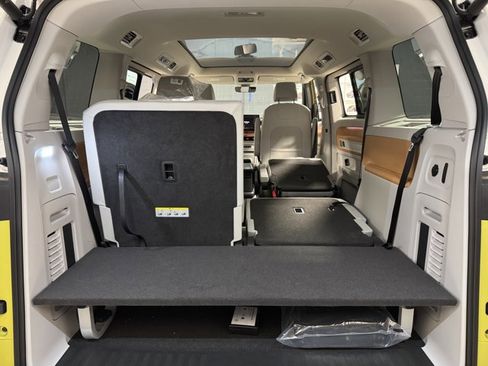 New 2025 Volkswagen ID. Buzz Pro S Plus image 36