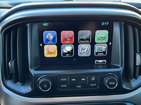 Used 2018 Chevrolet Colorado LT w/ LT Convenience Package image 19