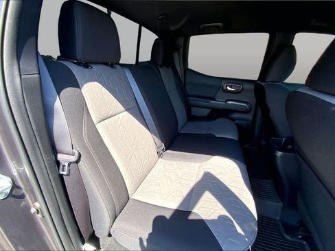 Used 2023 Toyota Tacoma TRD Sport RWD image 19