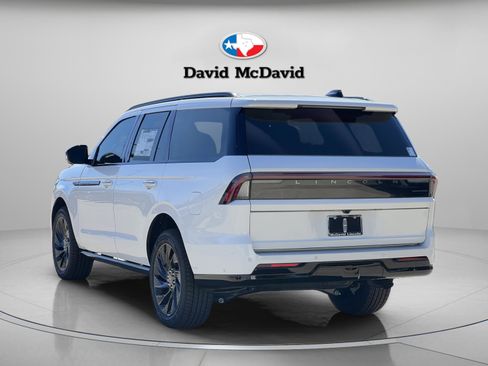 New 2025 Lincoln Navigator Reserve w/ Jet Appearance Package image 5