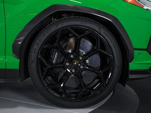 Used 2023 Lamborghini Urus Performante image 32