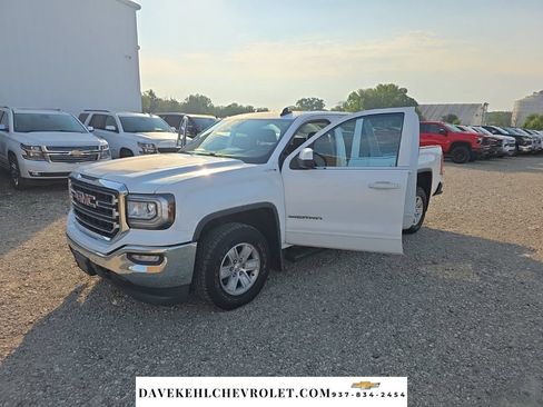 Used 2017 GMC Sierra 1500 SLE w/ SLE Value Package AWD/4WD image 25