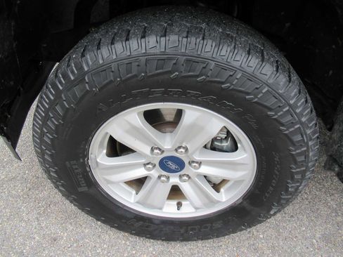 Used 2019 Ford F150 XL w/ Equipment Group 101A Mid image 11