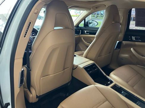 Used 2018 Porsche Panamera w/ Premium Package Plus RWD image 37