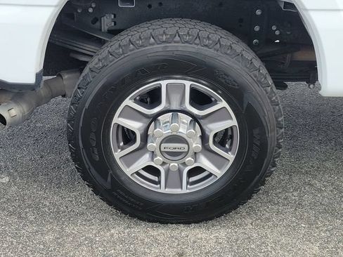 Certified 2023 Ford F350 Lariat w/ Tow Technology Package AWD/4WD image 6