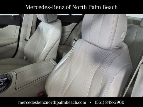Used 2017 Mercedes-Benz E 300 4MATIC image 10