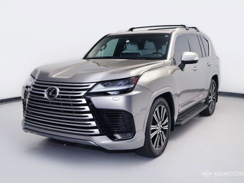 Used 2023 Lexus LX 600 4WD w/ Accessory Package (Z1) image 2