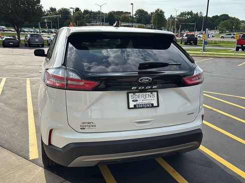 Used 2024 Ford Edge SEL w/ Convenience Package AWD/4WD image 7