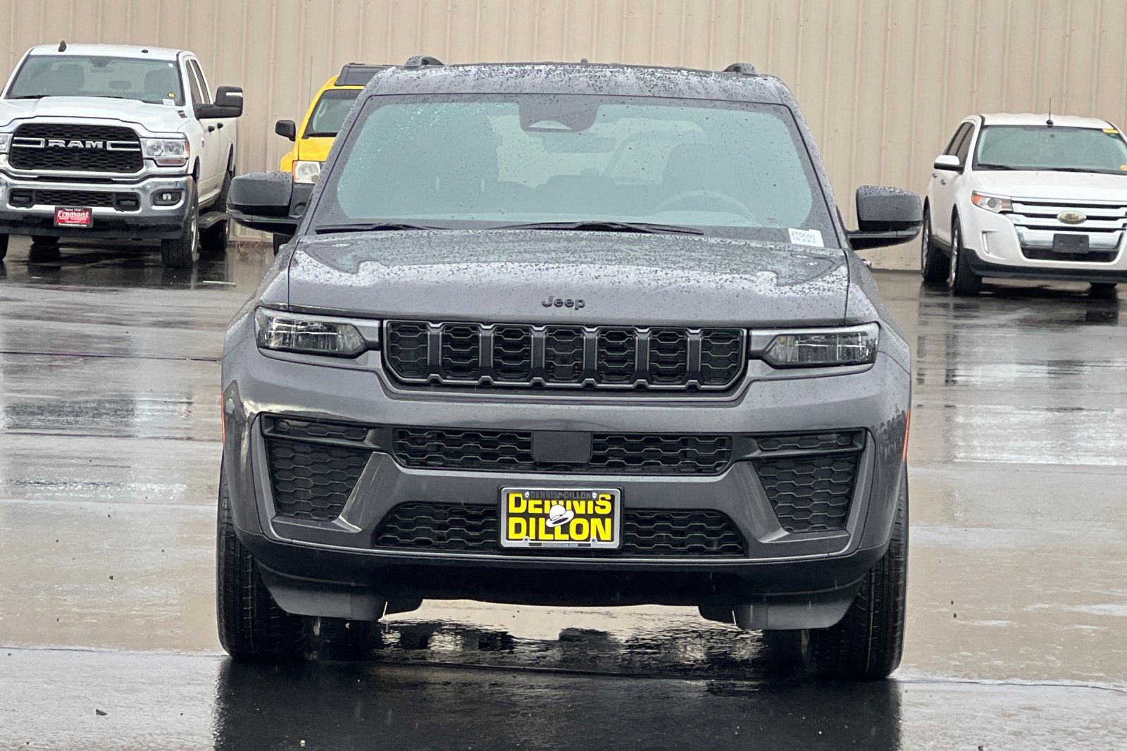 New 2026 Jeep Grand Cherokee Altitude AWD/4WD image 2
